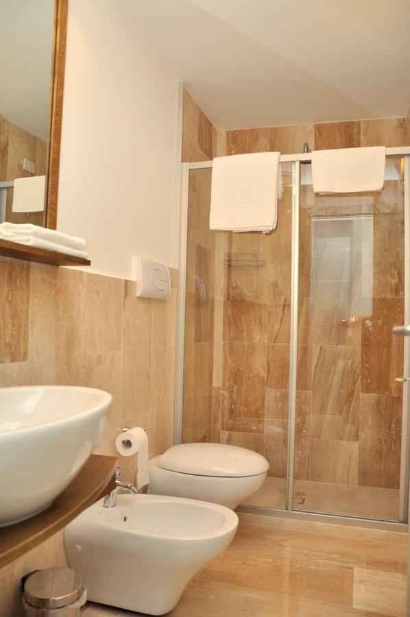 Gil'S Hotel Olbia Zewnętrze zdjęcie